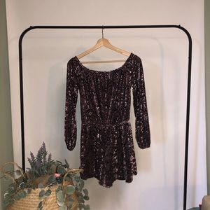 Off -shoulder romper